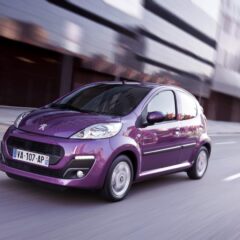 Peugeot 107 restyling: immagini ufficiali