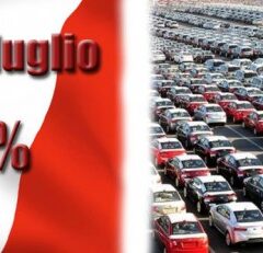 Mercato auto: a luglio -21,4%, nessun segno di ripresa